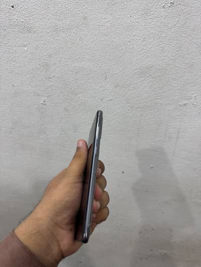 Samsung Mobile S20 Plus
