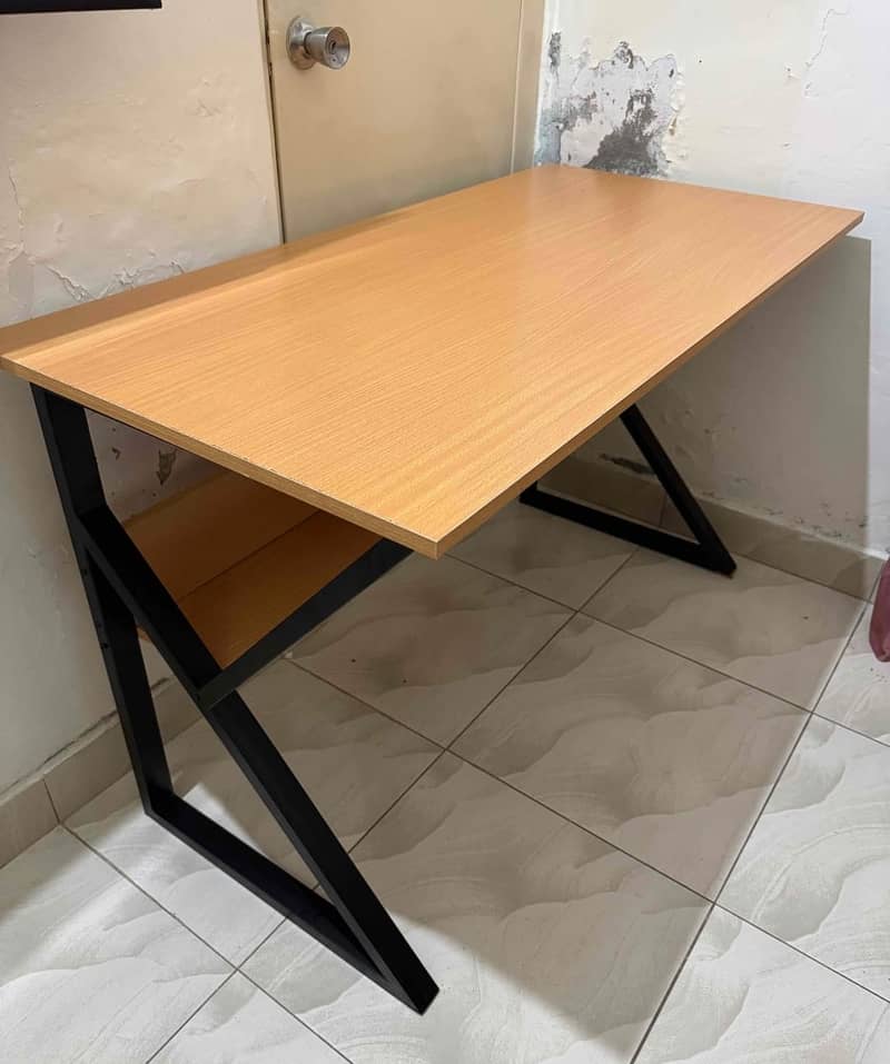 Computer Table/ Laptop Table/ Study Table/ Workstation/ Office Table 10