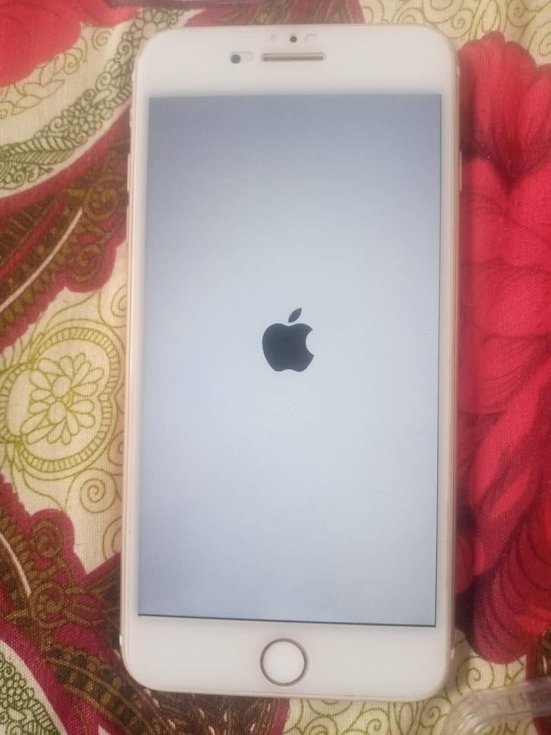 Apple iPhone 7 Plus 5