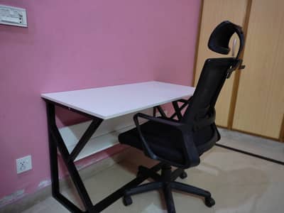 Computer Table/ Laptop Table/ Study Table/ Workstation/ Office Table