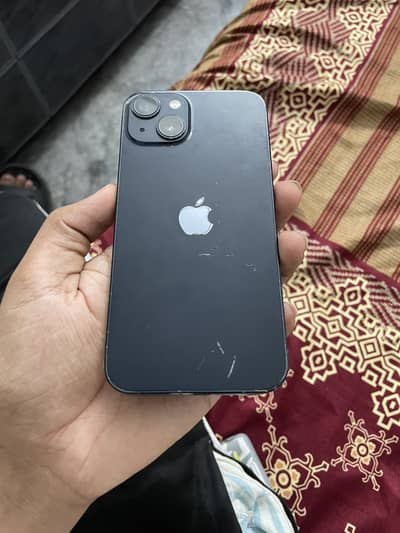 Apple iPhone 13