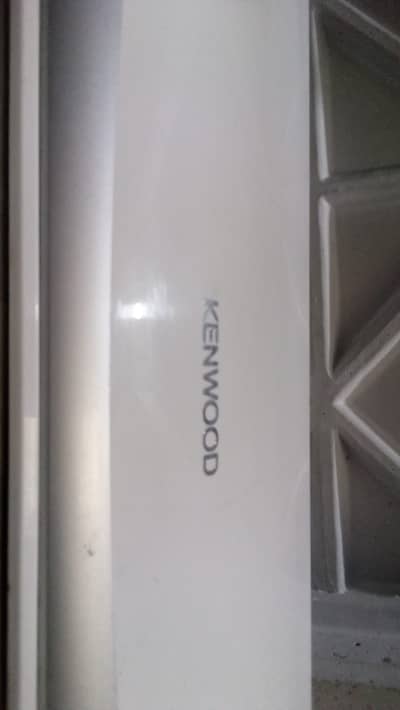 E sleek kenwood A/C 1.5 Ton  inverter white color