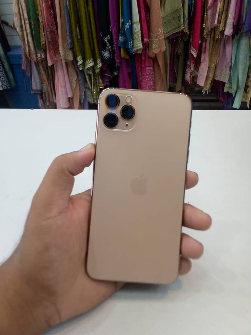 Apple iPhone 11 Pro 1