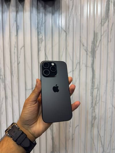 Apple iPhone 16 Pro, FU, 256GB, 92%, 4 Month Sim Time
