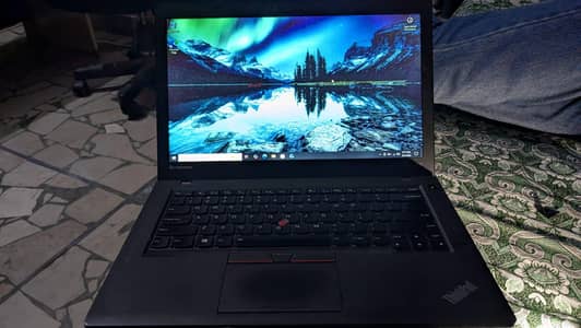 Lenovo thinkpad t450 ultra book, core i5 4th generation