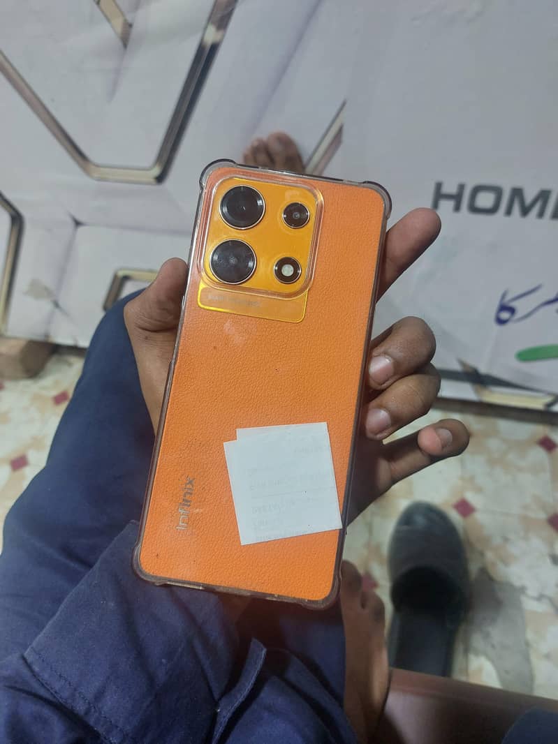 Infinix Note 30 6