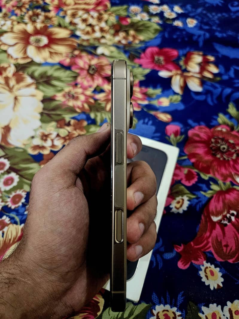 iPhone 16Pro jv 4