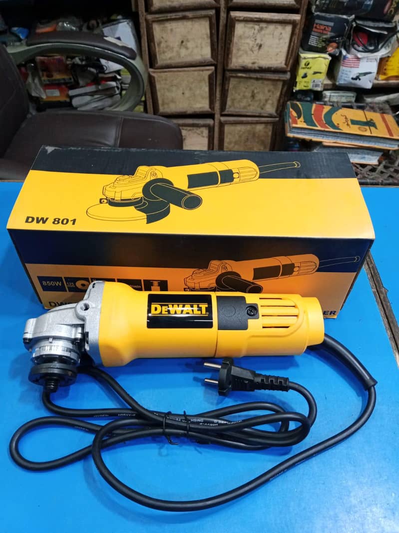 Angle Grinder 4" DeWalt 1