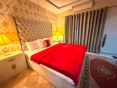 1 BHK luxury apartment in parktower on daily and weekly basis