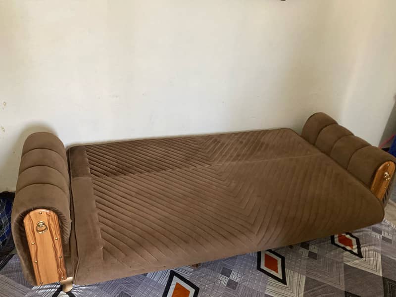 SOFA COMES BED 1