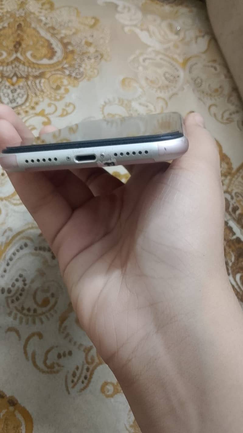Apple iPhone 11 2