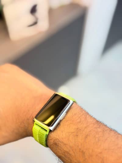Huawei band 11 pro Green color