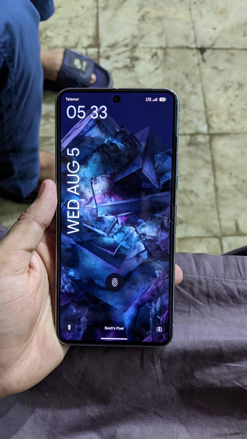 Google Pixel 8 Pro 2