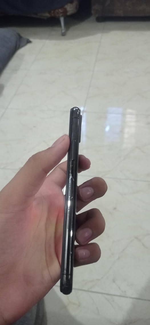 Apple iPhone X 0