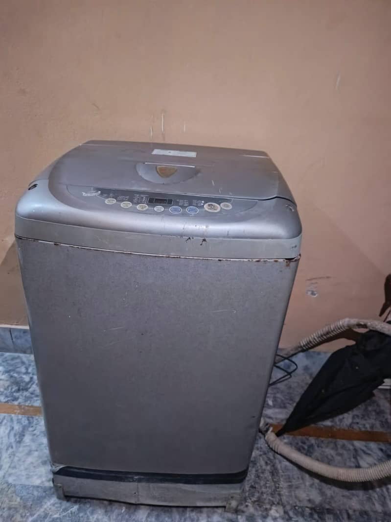 LG Automatic Washing Machine 6