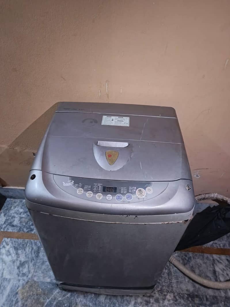 LG Automatic Washing Machine 7