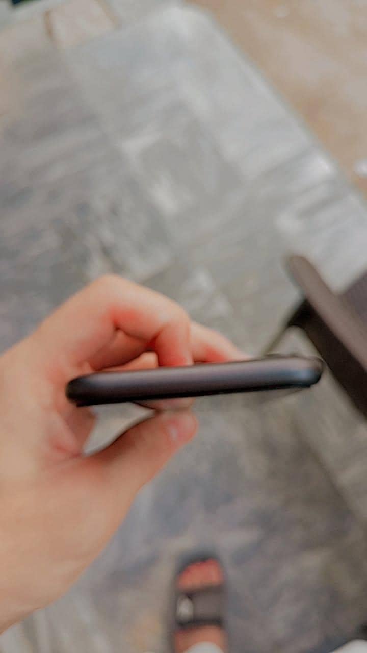 Apple iPhone 11 2