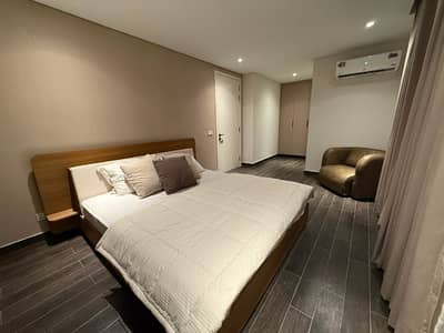 Brand new 1 bed fully furnsihed apartment for rent in gulberg Mm alam road