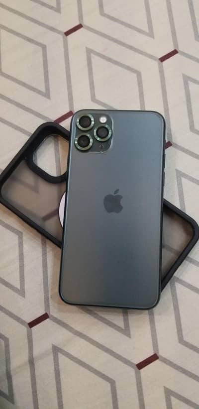 Apple iPhone 11 Pro 256GB Factory unlocked Non PTA Excellent Condition