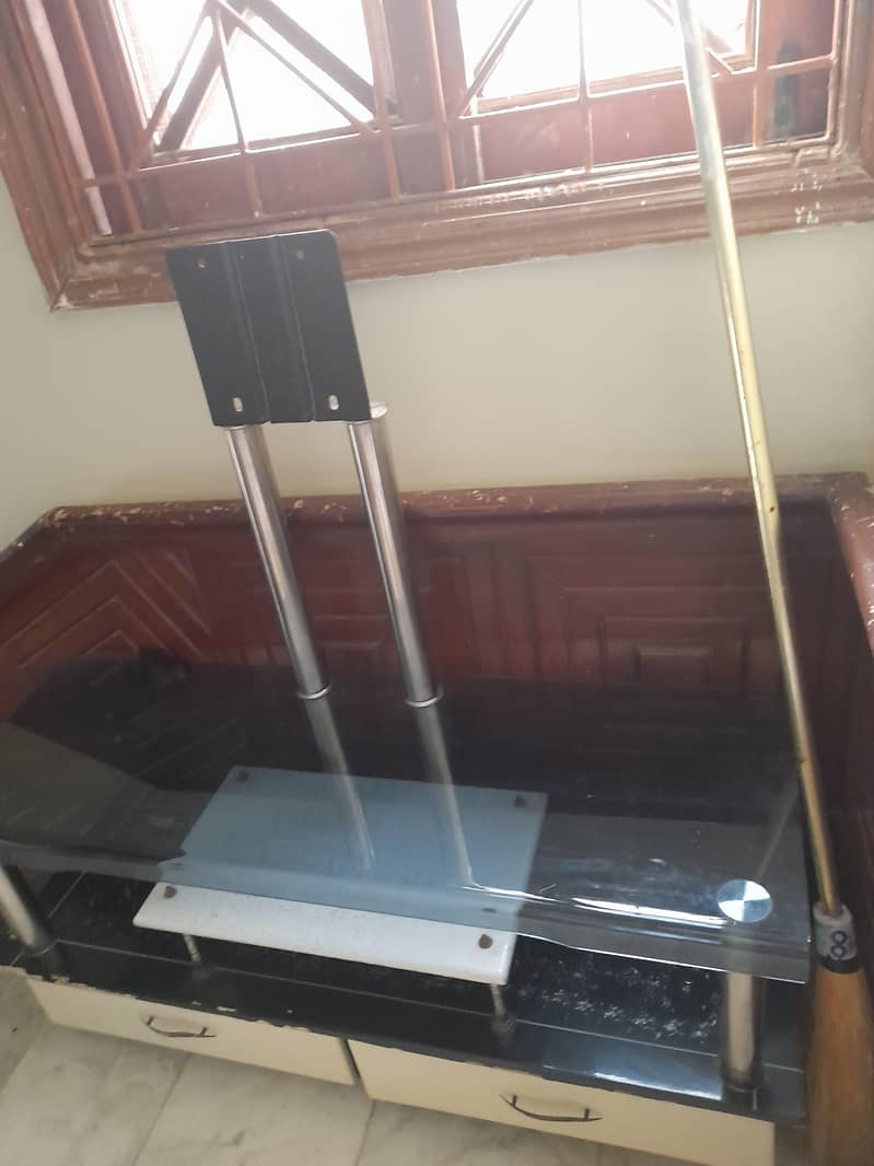 TV trolley/table 2