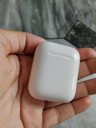 Original Apple 2nd Generation Earbuds