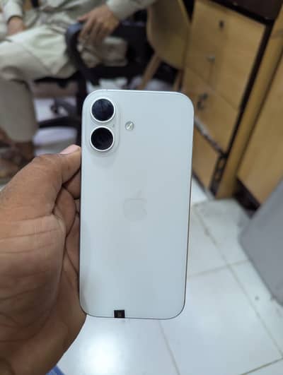 Apple iPhone 17