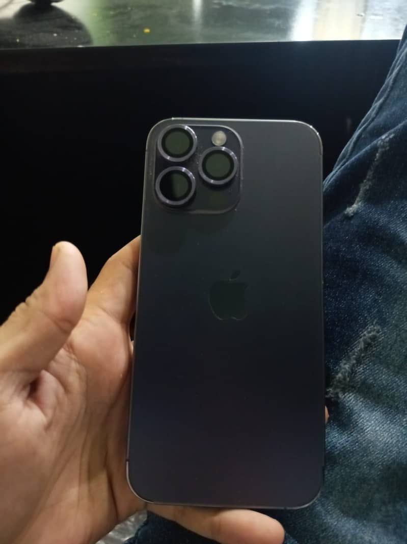 Apple iPhone 14 Pro Max 3