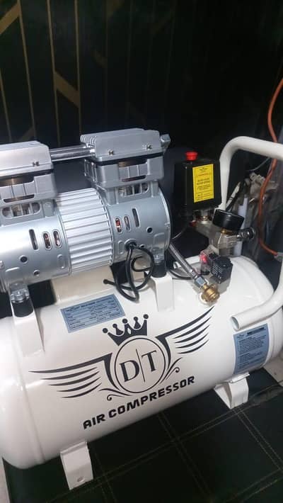 DT 40L Oil Free Air Compressor – Brand New