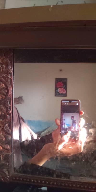Sharp Aquos R2