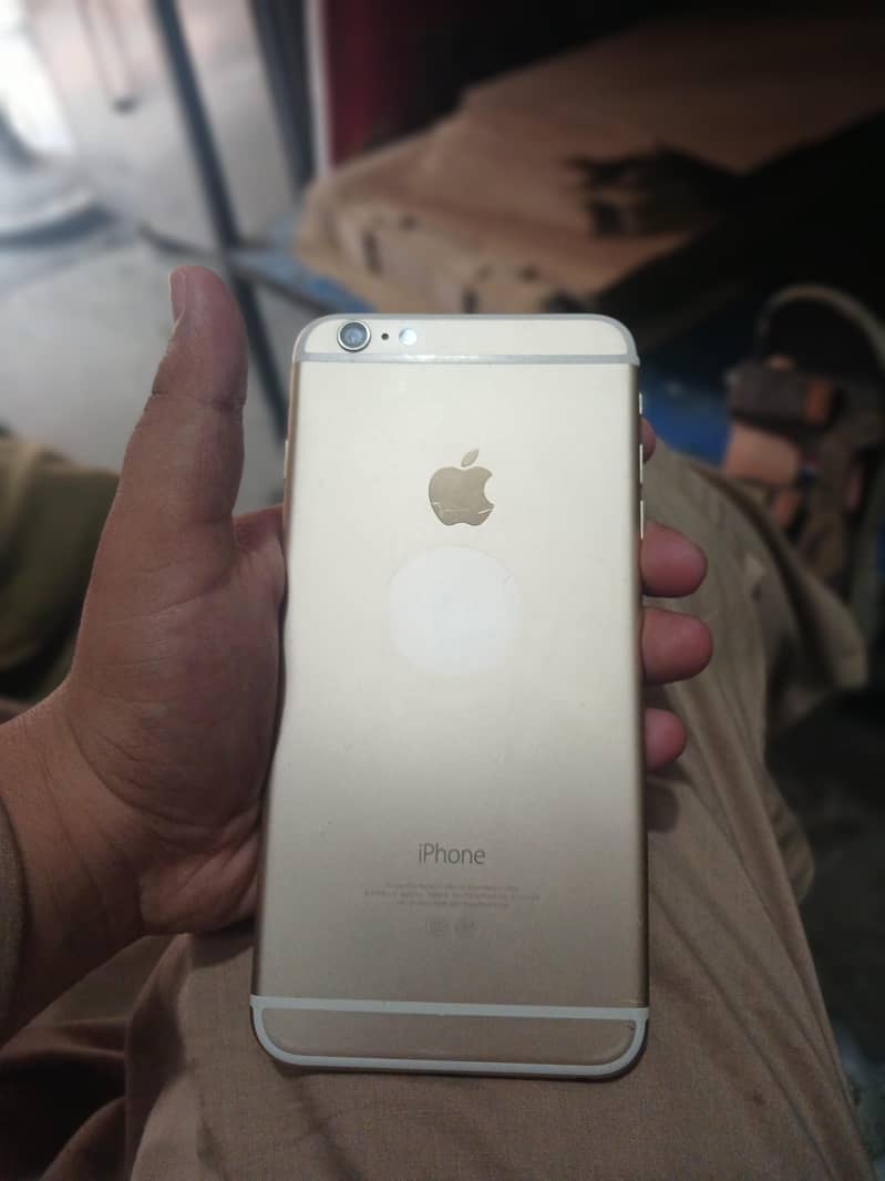 Apple iPhone 6S Plus 0