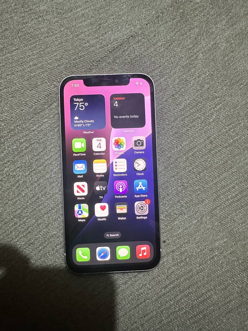 Apple iPhone 12 0