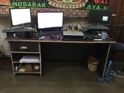 Computer Table