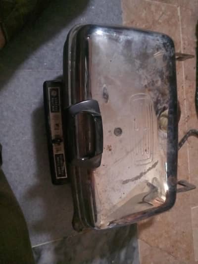 Ye original General Electric (GE) Automatic Grill Waffle Baker