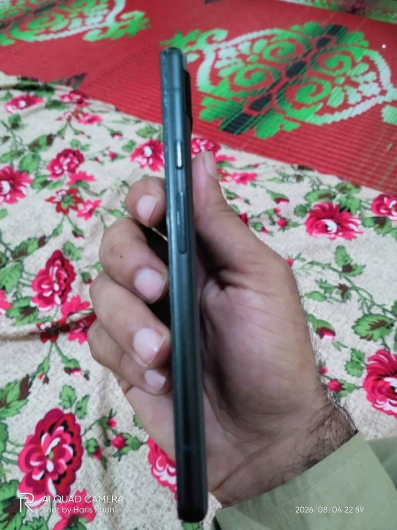 Google pixel 6A 3
