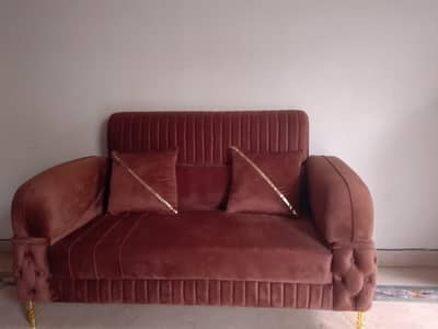 urgently sale my wooden 4 seater sofa set