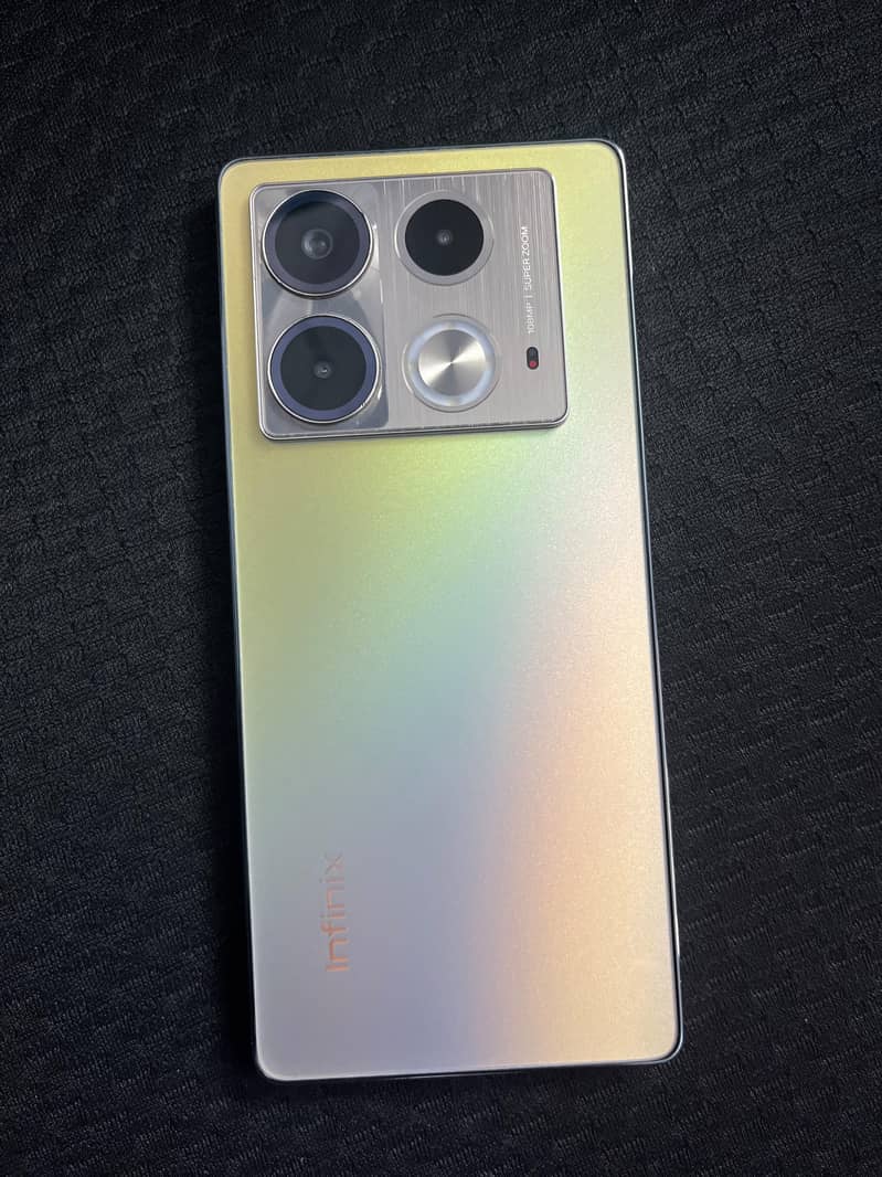 Infinix Note 40 0