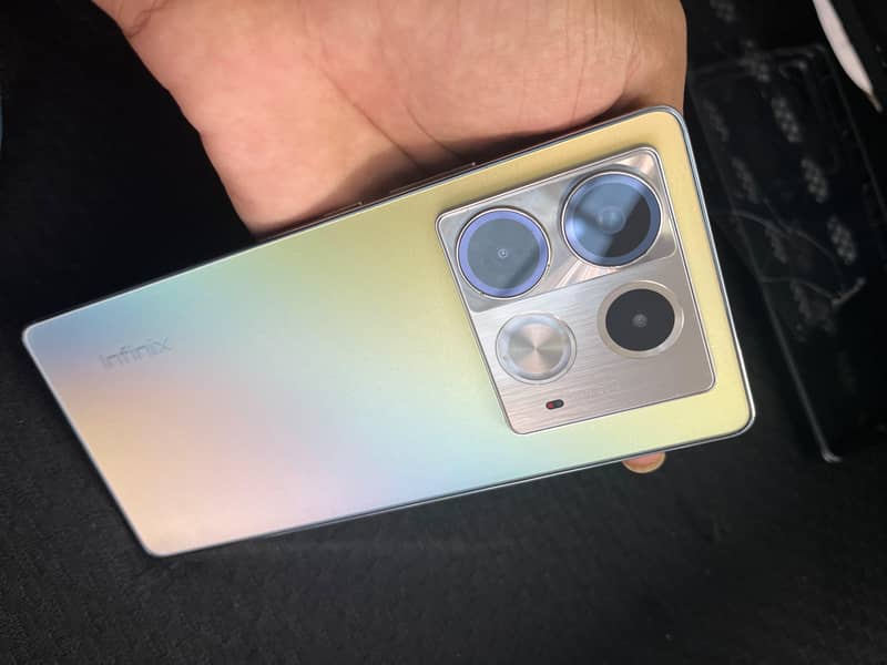 Infinix Note 40 1
