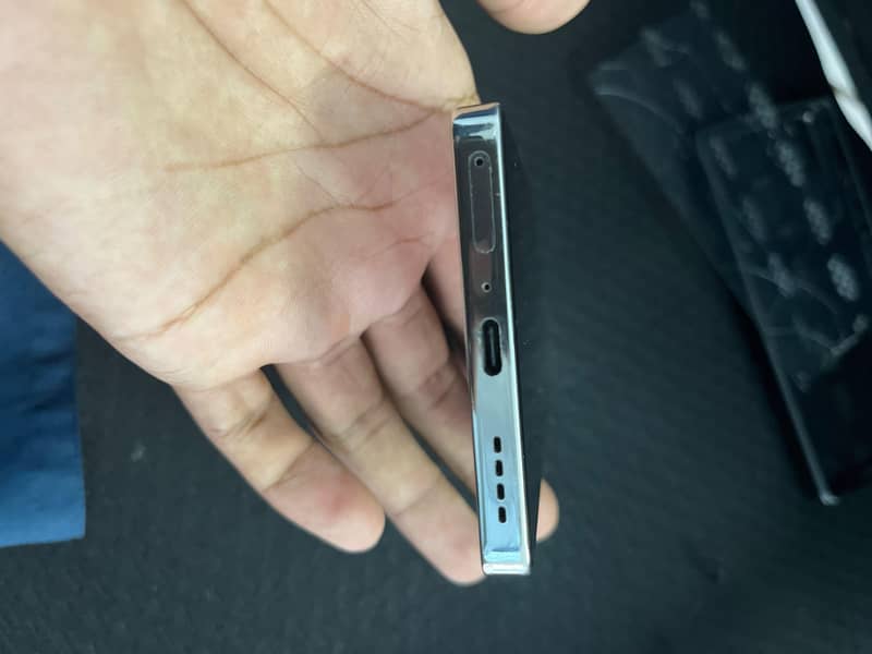 Infinix Note 40 5