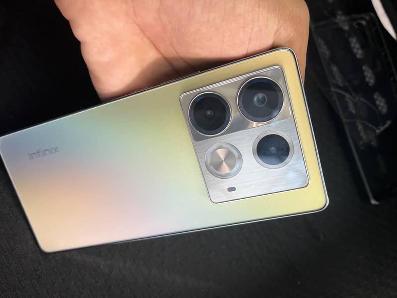 Infinix Note 40 6