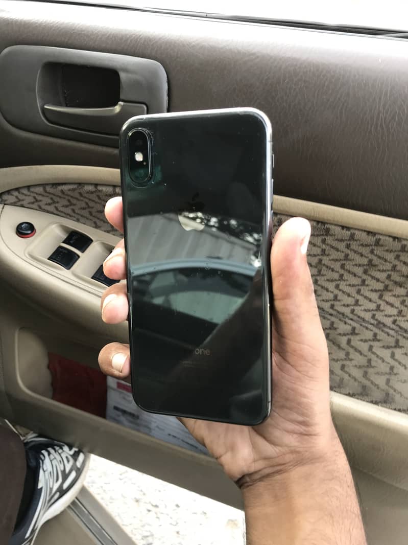 Apple iPhone X 1