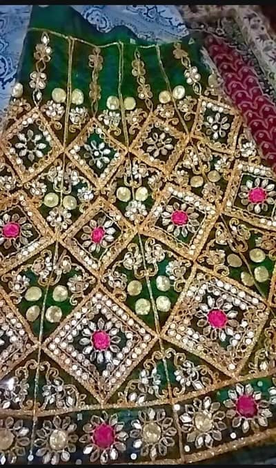 Green lehnga for girls age 8,9 years.