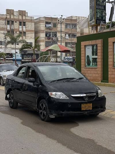 Honda City IDSI 2005 urgent sale