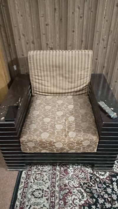 2  1 seater sofa 1 2 seater sofa 1 sofa combed
