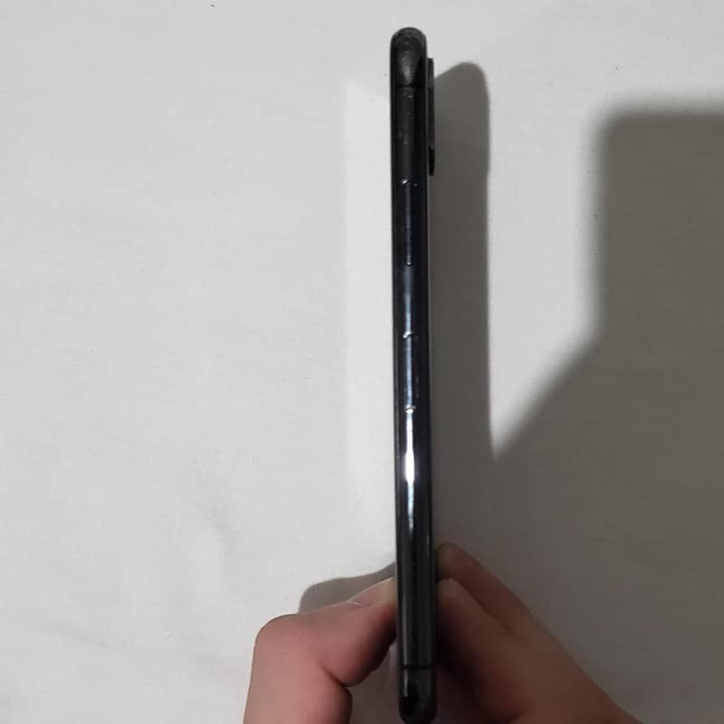 Apple iPhone X 3