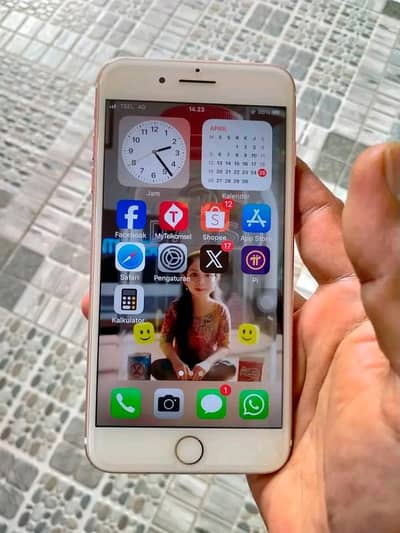 Apple iPhone 7 Plus pta approved 128gb