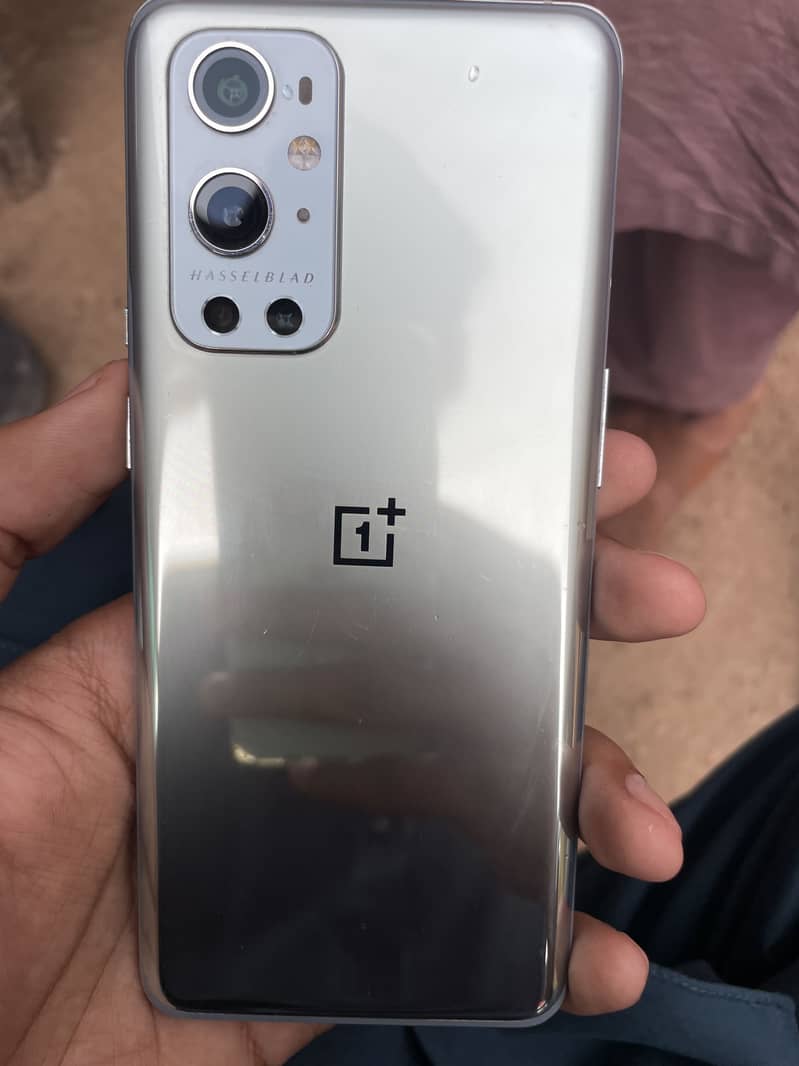 One Plus 9 Pro 3