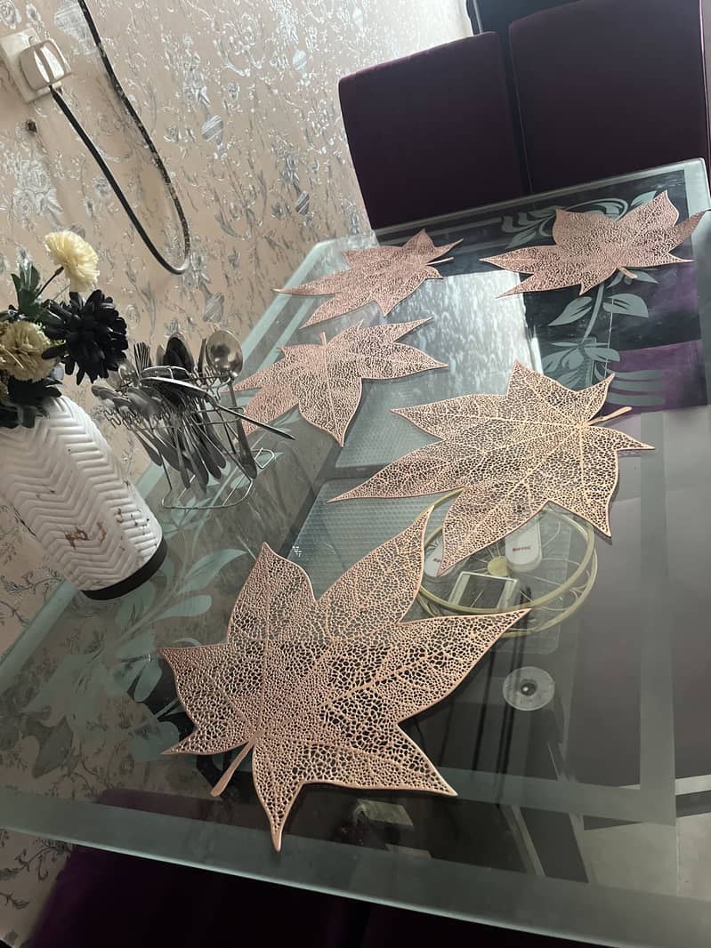 Dining tabble 1