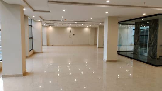 Brand New 10 Marla floor available for rent in Bahria Paradise commercial