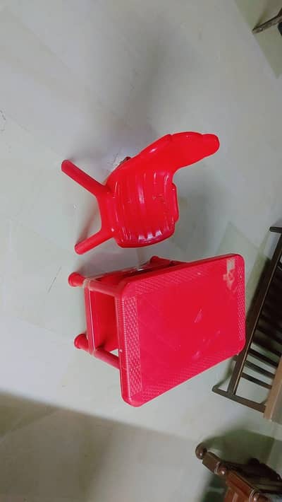 baby chair and table