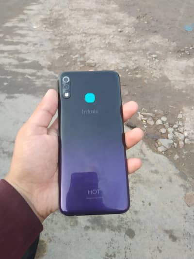 Infinix hot 8